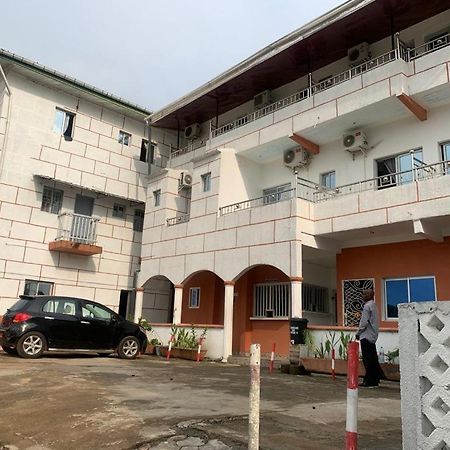 Hotel La Grace Криби Екстериор снимка