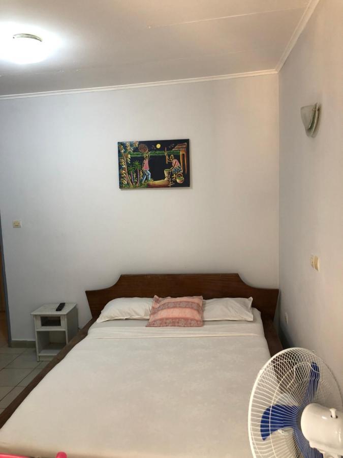 Hotel La Grace Криби Екстериор снимка