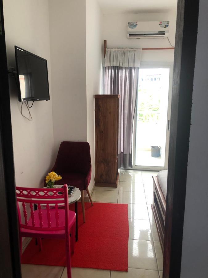 Hotel La Grace Криби Екстериор снимка