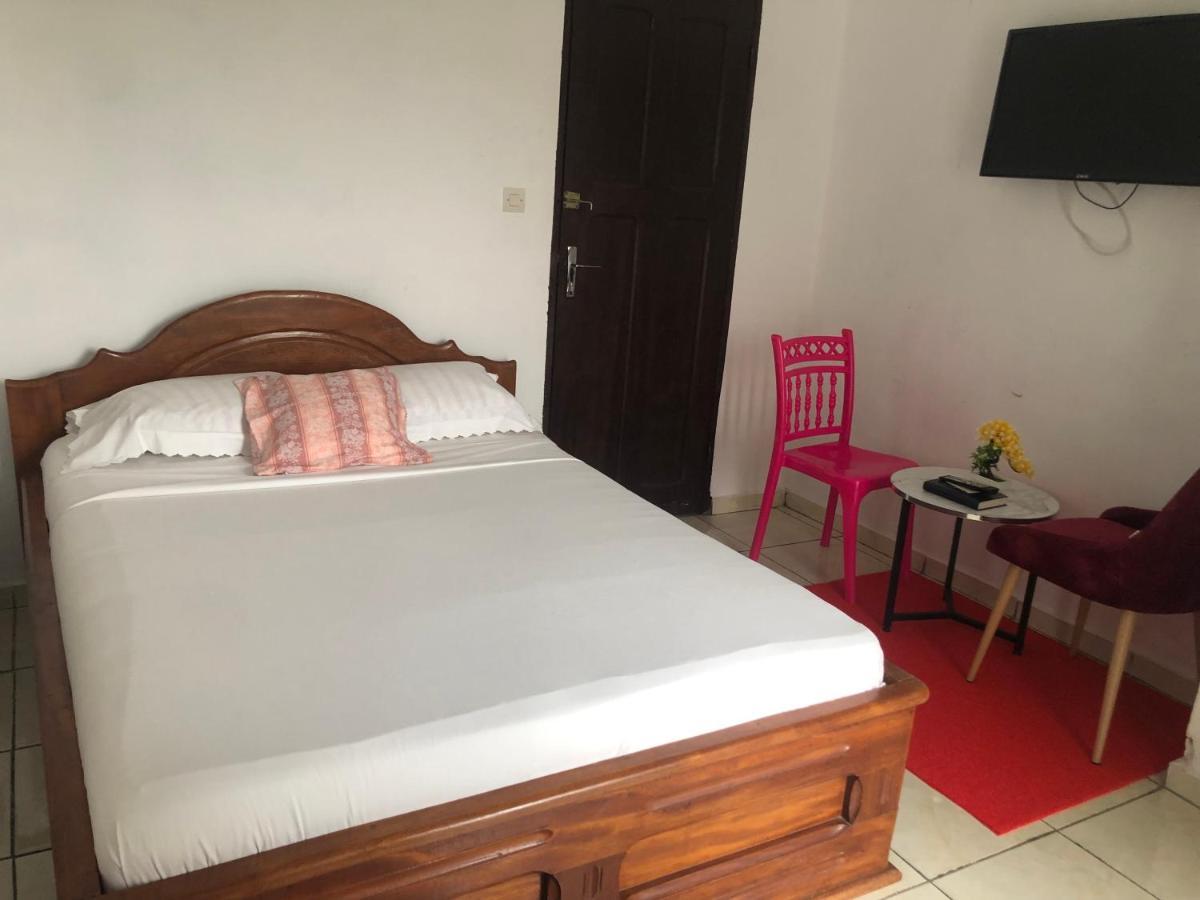 Hotel La Grace Криби Екстериор снимка